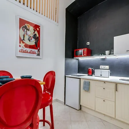 Apartment Little Cola In Dohany Street With Ac Budapest