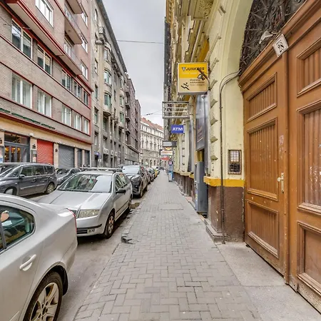 Little Cola In Dohany Street With Ac Apartmán *